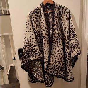 Leopard knit open poncho